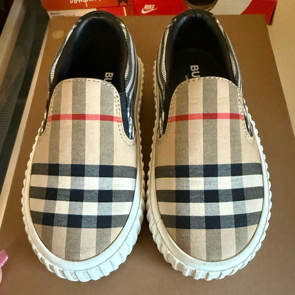 Burberry Plaid Large Logo Sneakers